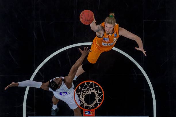 中国队凭借 中国队凭借